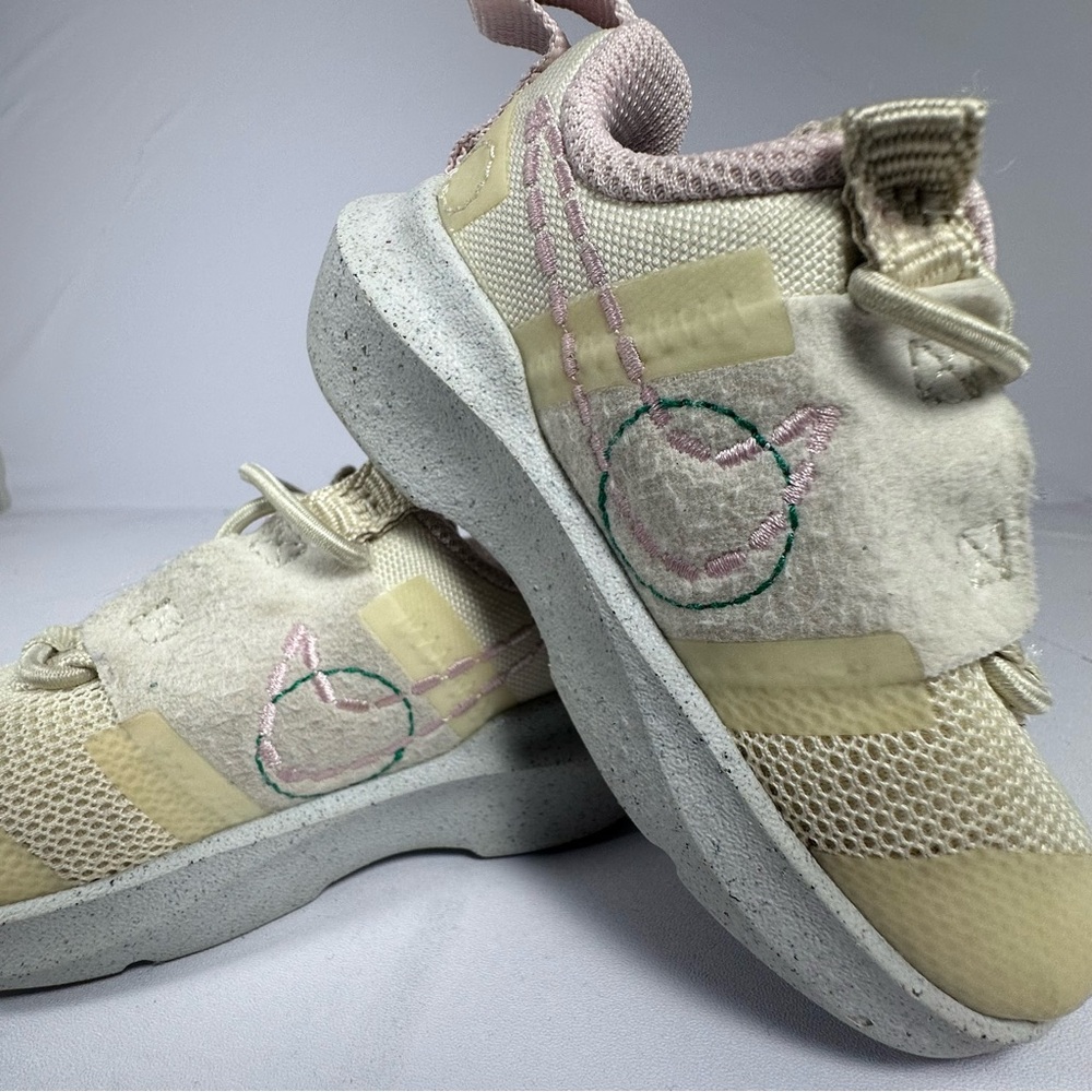 Baby Nike Crater Impact Sneakers‎ Pink Cream Size 4C
